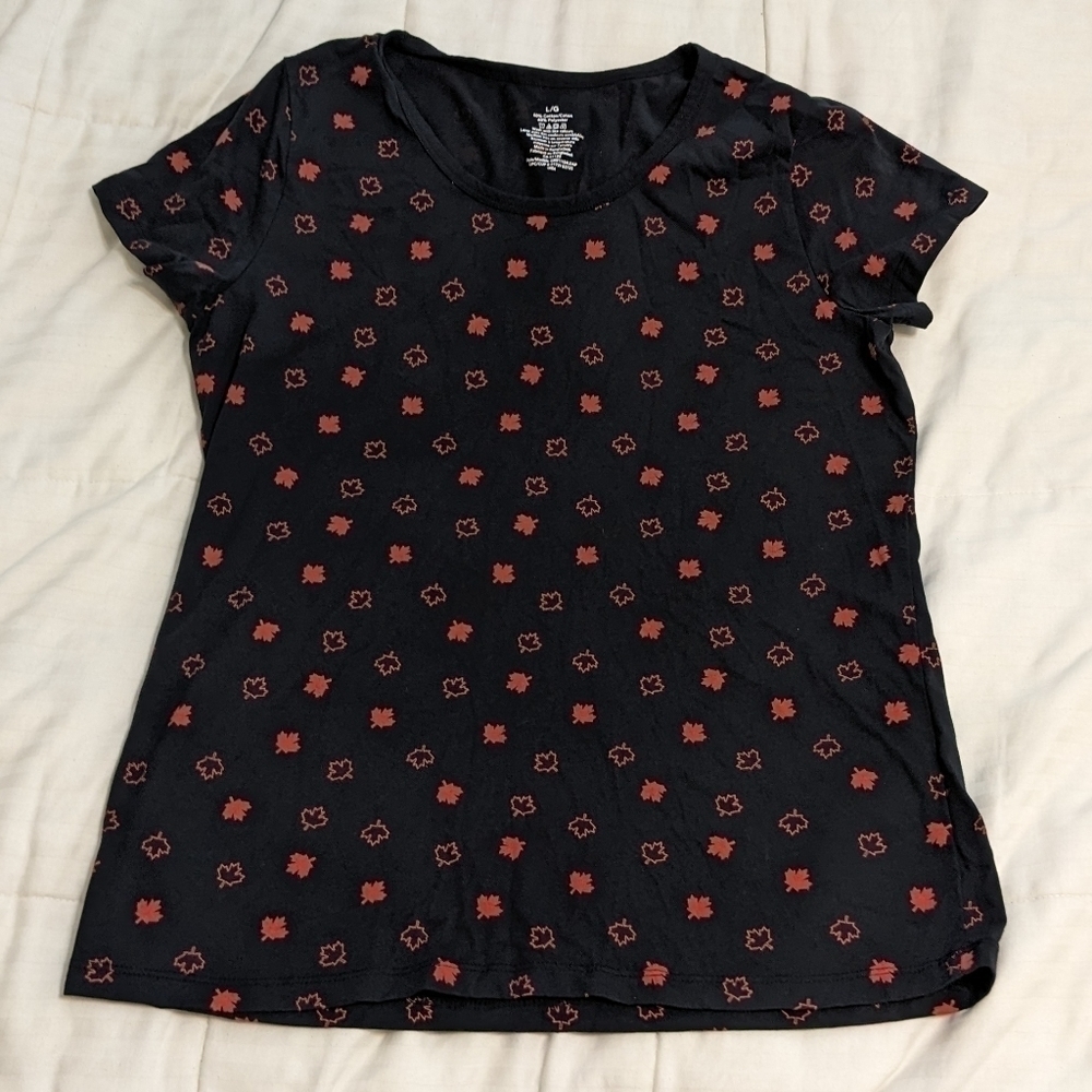 FALL leaf patterned tee size Large - Picture 2 of 6